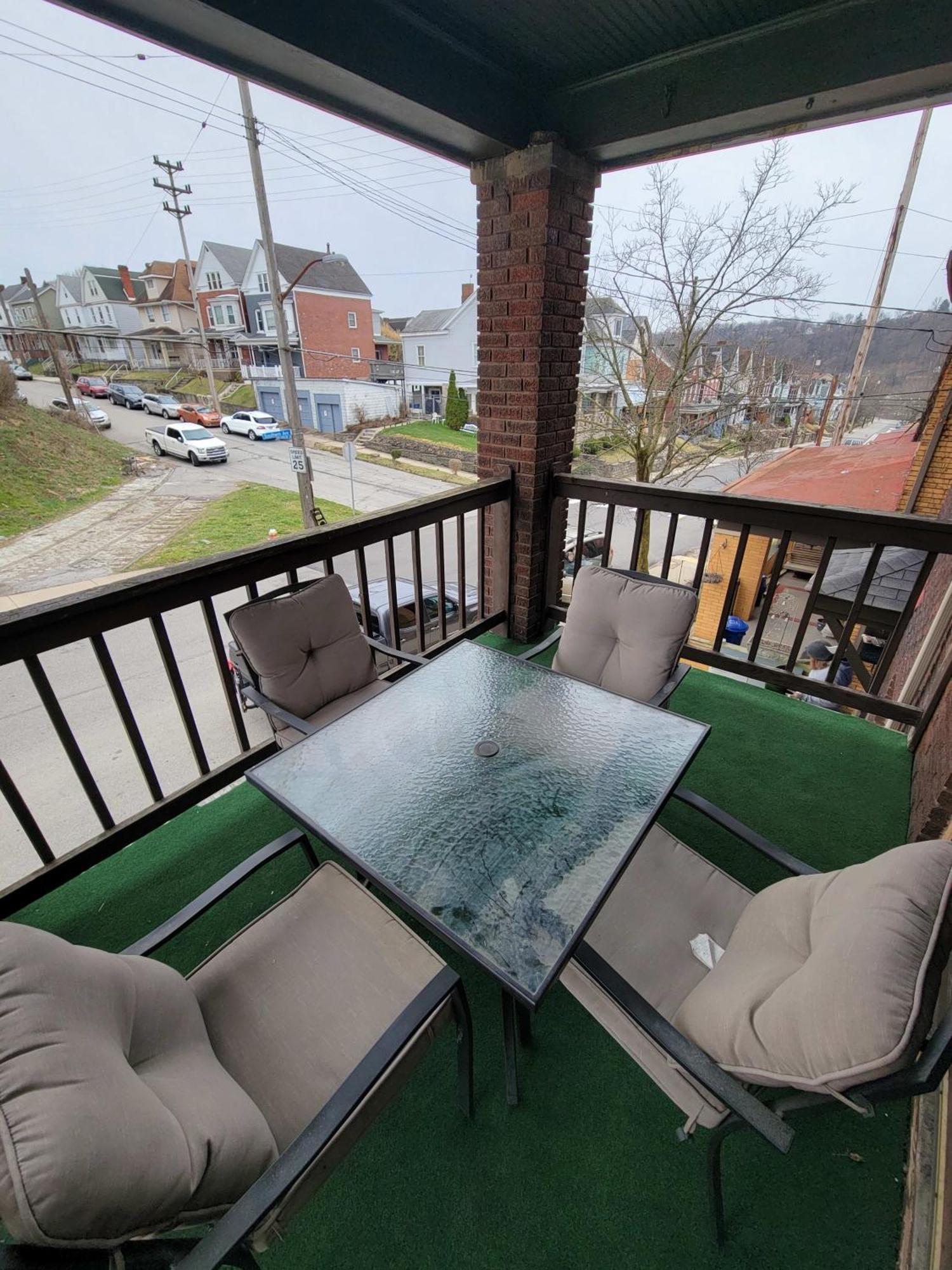 Comfy And Spacious 3 Bedroom - Easy City Access Pittsburgh Exterior photo